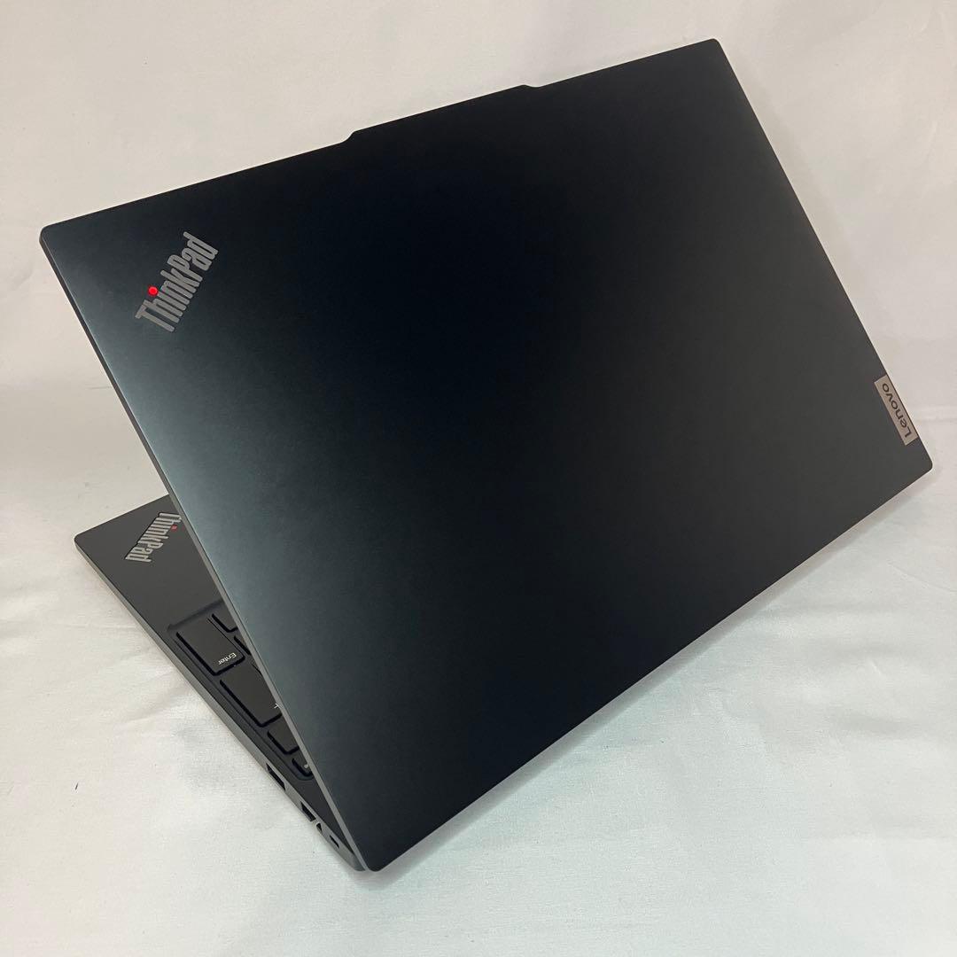極美品 ThinkPad E16 13世代 16インチ WUXGA office