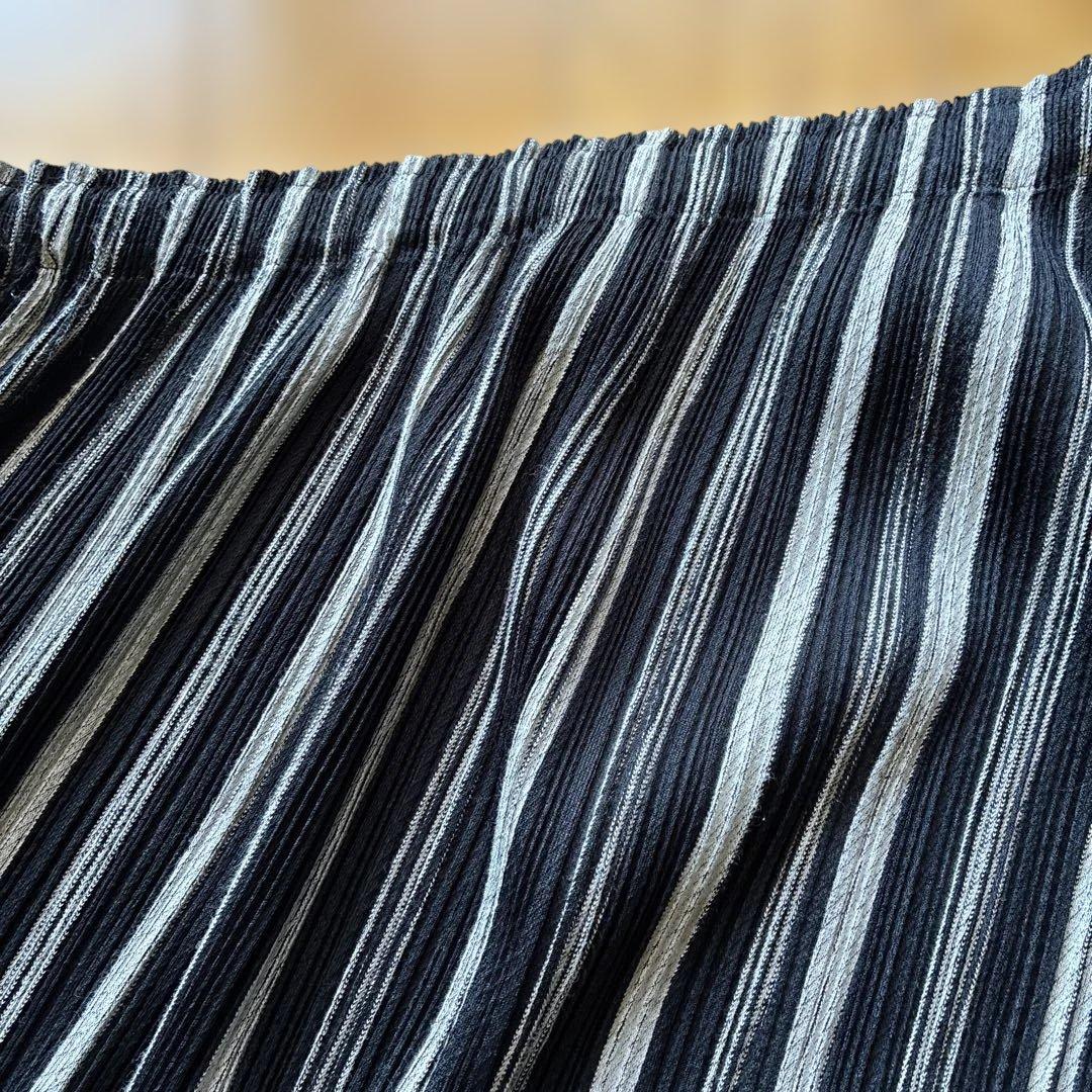 プリーツプリーズ　ゴムスカート