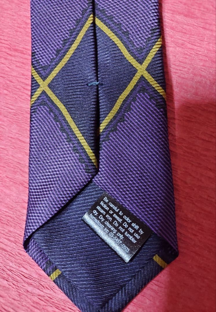 ジョジョの奇妙な冒険 吉良吉影 ネクタイ　ULTRA-VIOLENCE