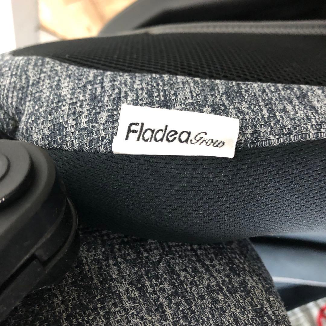 アップリカ　チャイルドシートFladea grow フラディアグロウ　BK