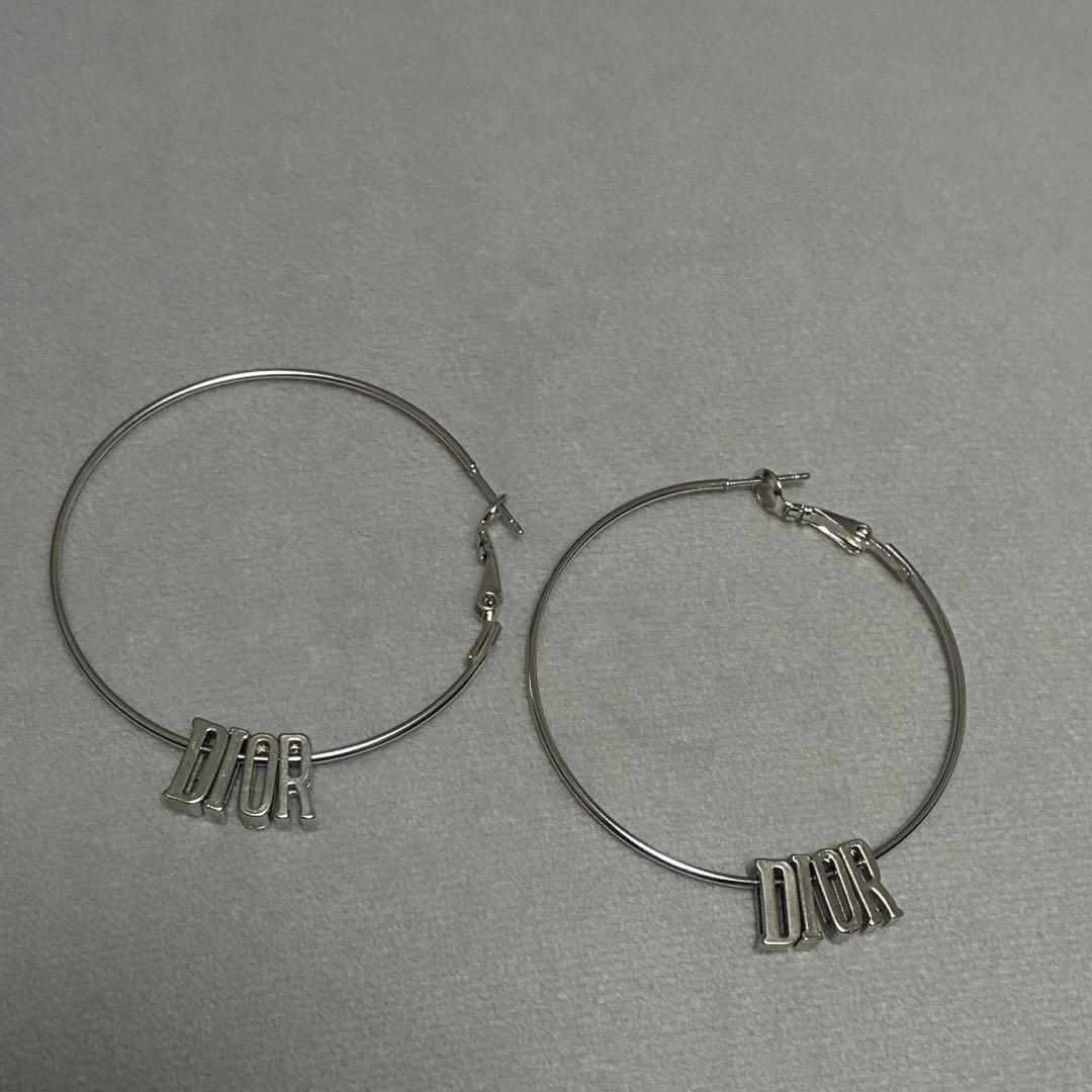 フープピアス　Dior シルバー