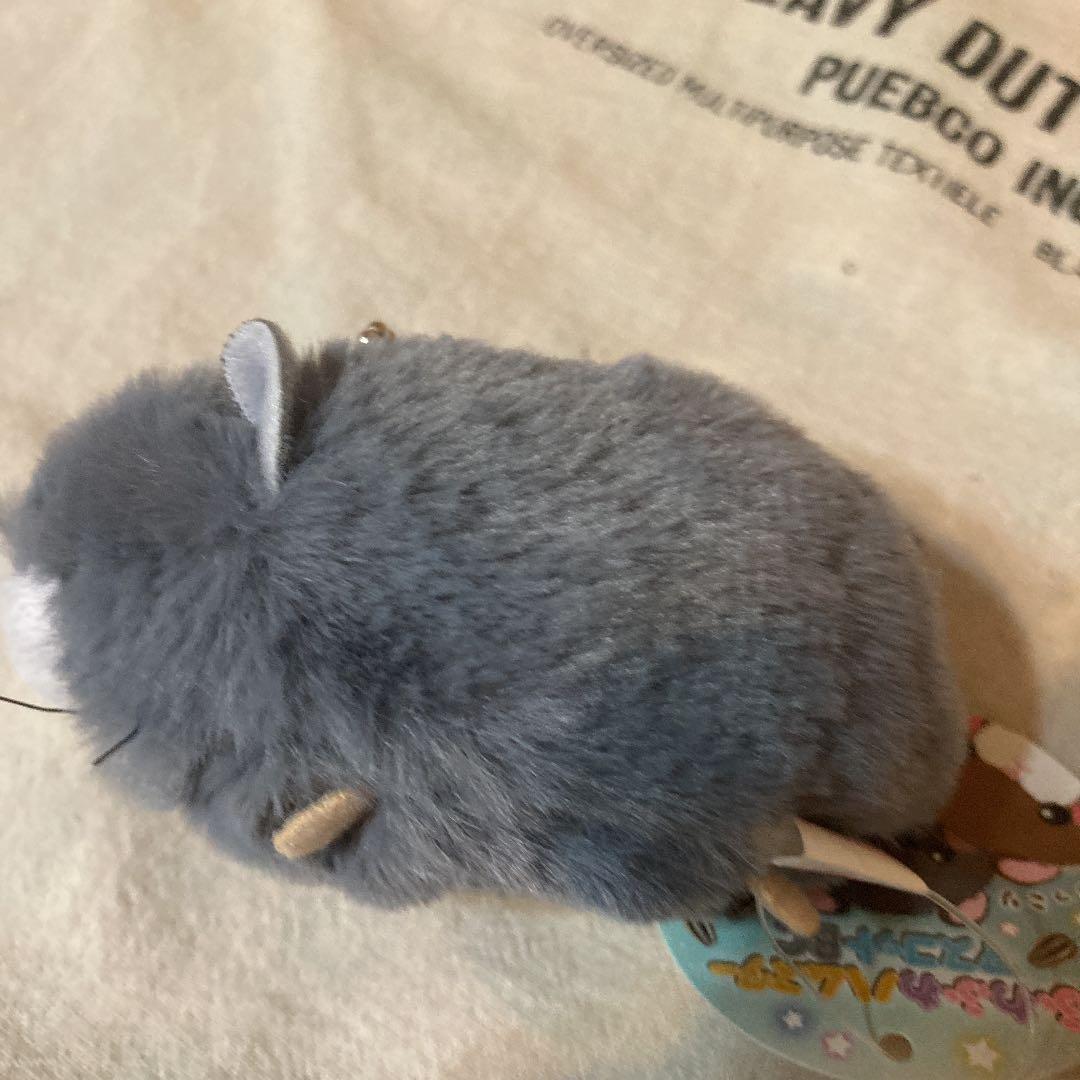 ちょ〜可愛い　グレーのハムスター　モコフワ　ぬいぐるみ　キーホルダー　新品未使用