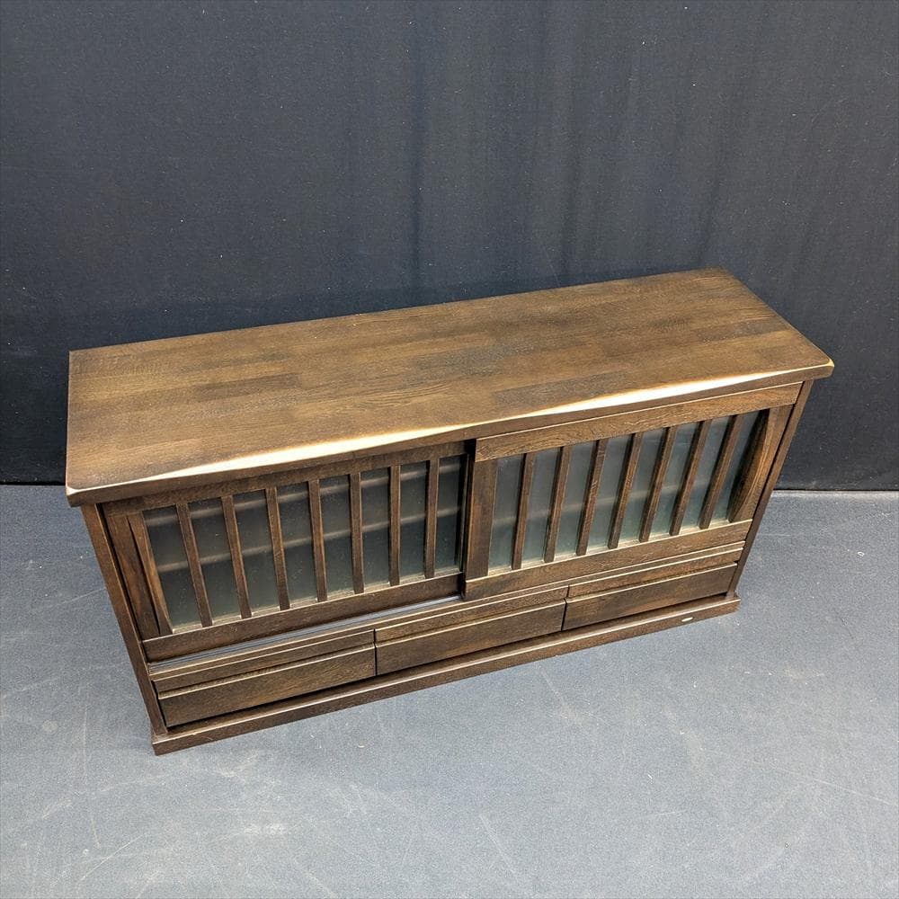 美品　イバタインテリア　オーク　無垢　サイドボード　キャビネット　飾り棚　引き戸