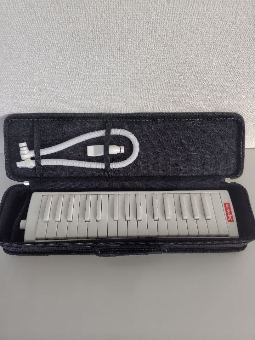 Supreme × Hohner メロディカ 中古 美品 使用少なめ ケース付き