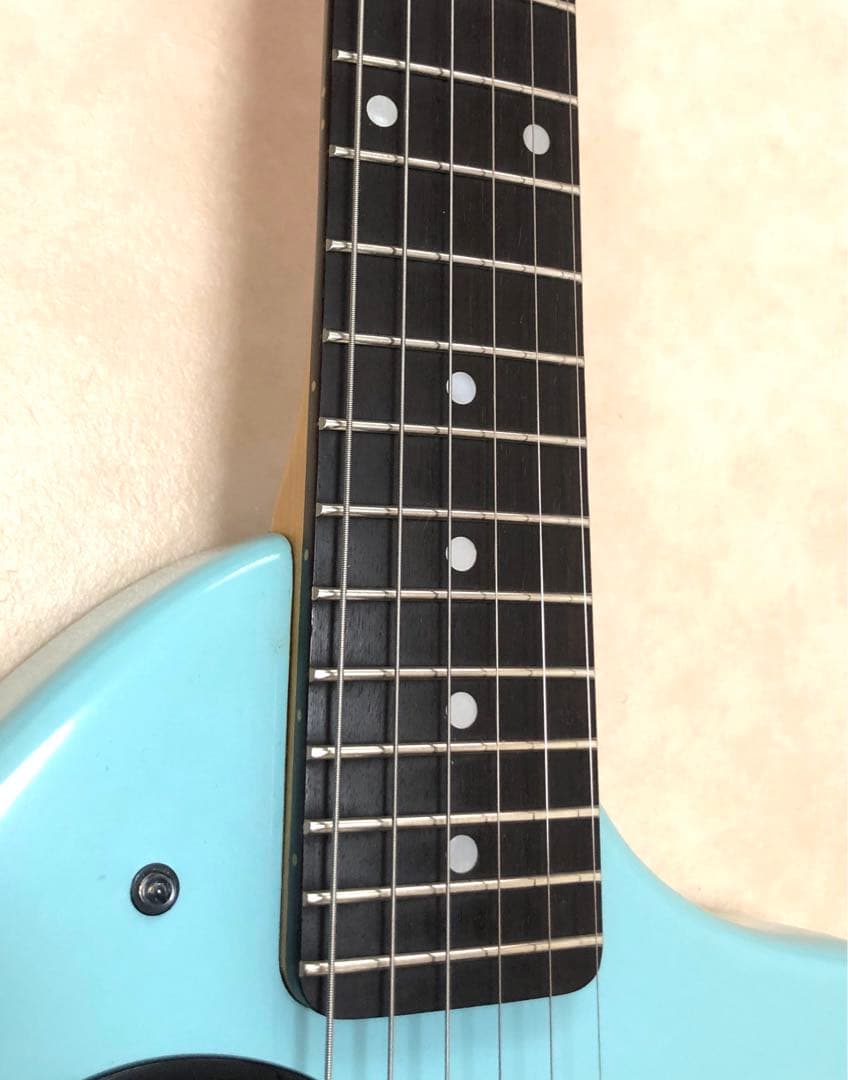 【超美品】ZO-3 ライトブルー アンプ内蔵ミニギター 専用ケース付 ぞーさん