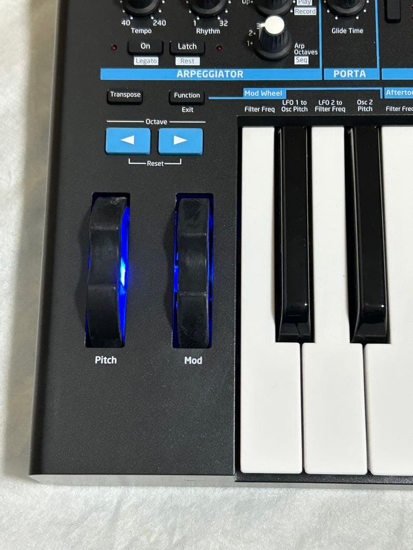 Novation BassStation Ⅱ ベースステーション2シンセサイザー