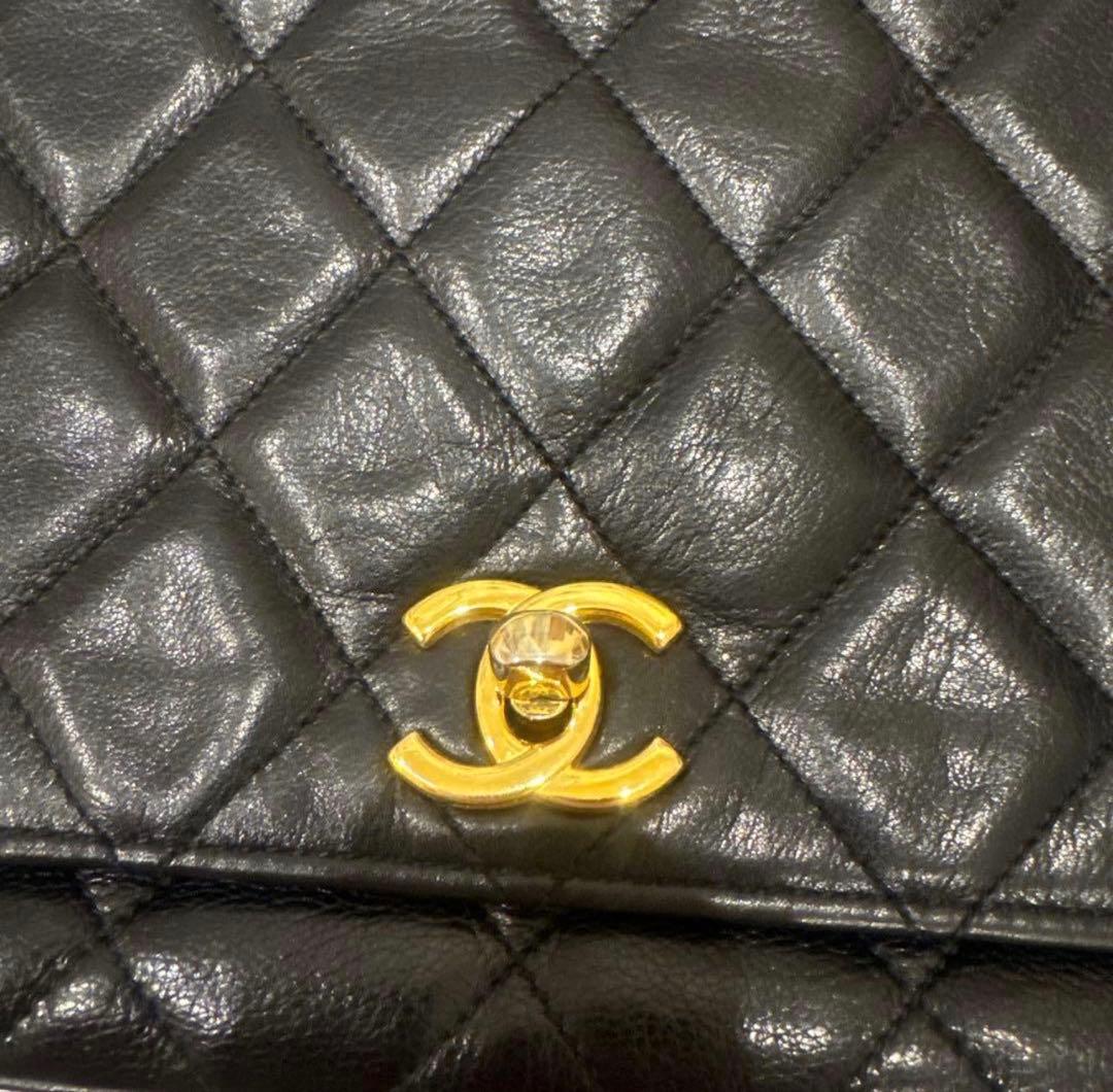 CHANEL ブラック キルティング ショルダーバッグ