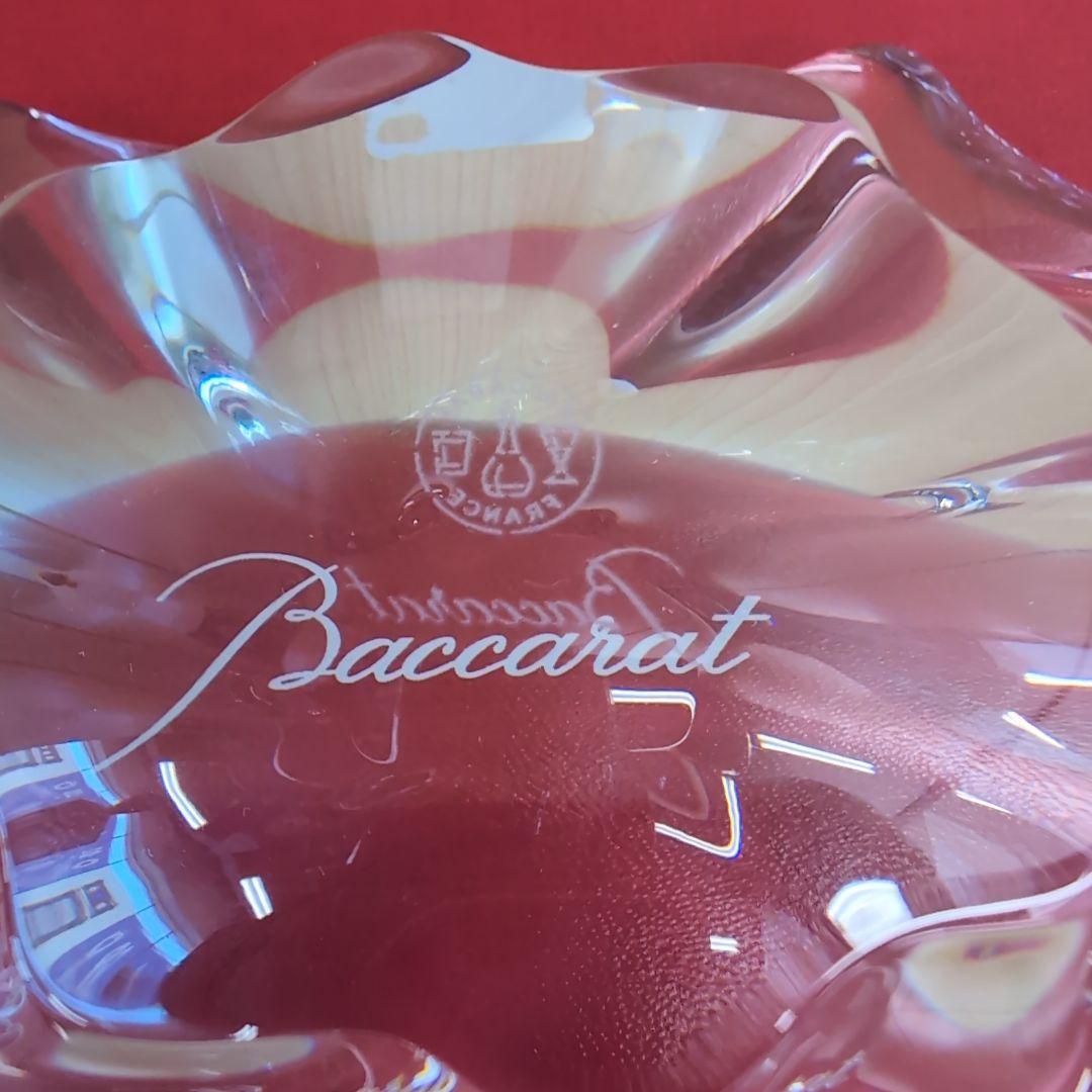 Baccarat フラワー型クリスタル皿