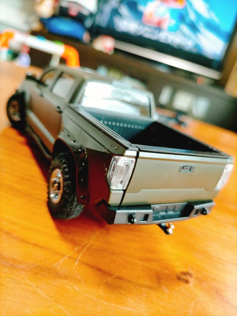 （低走行・灯火類まだ未装）1/32オーランドハンター　トヨタ　タンドラ　セット