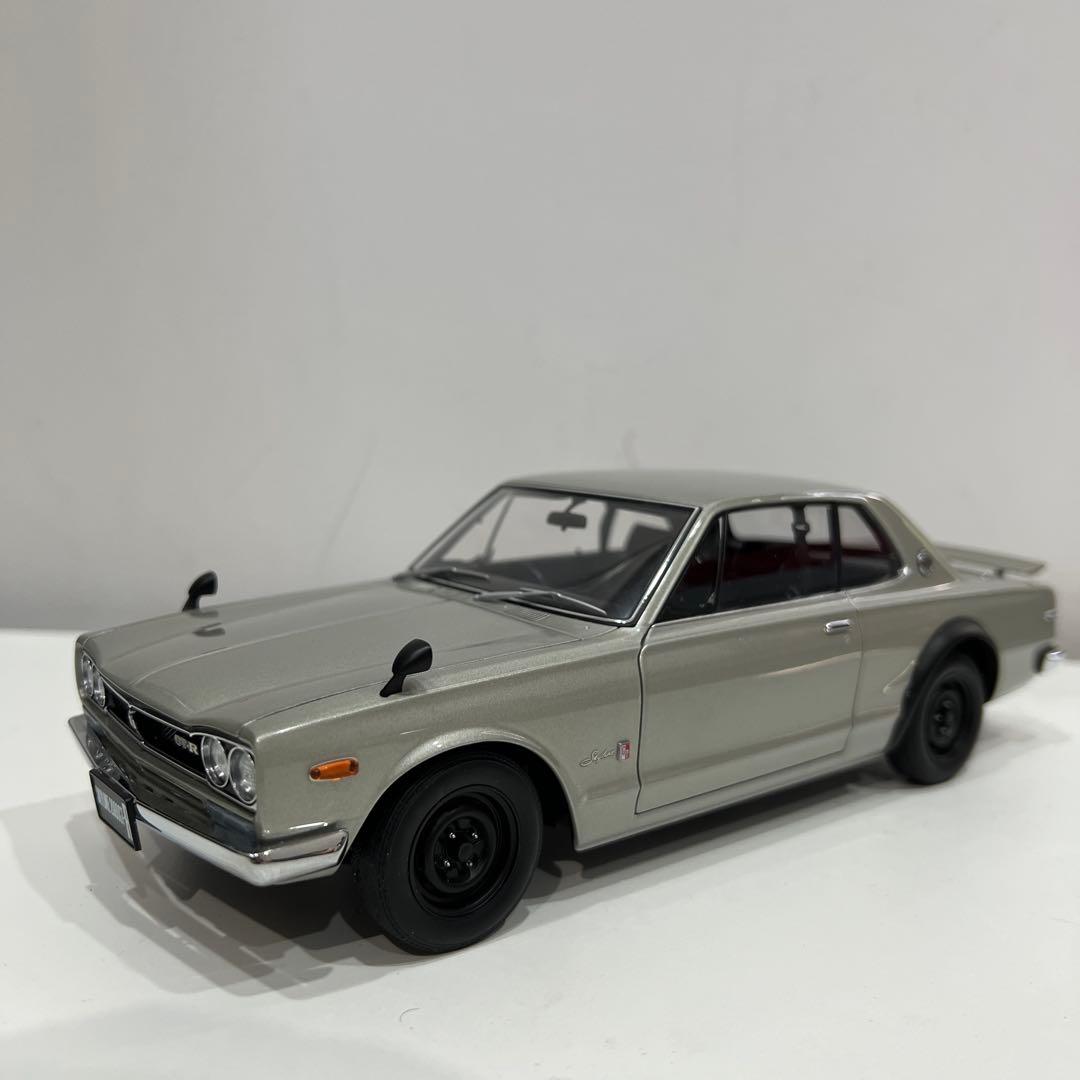 AUTOart 日産1/18 スカイライン2000 GT-R ハコスカ