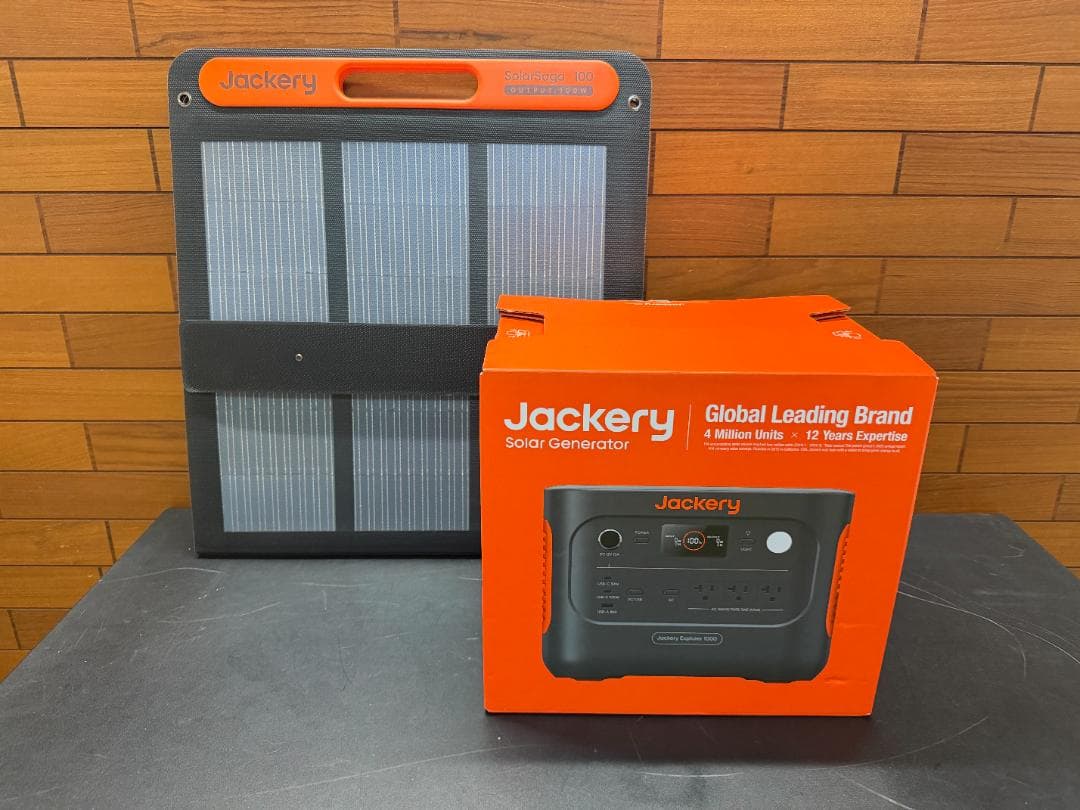 Jackery ジャクリ ポータブル電源 JE-1000D　ソーラーパネル付