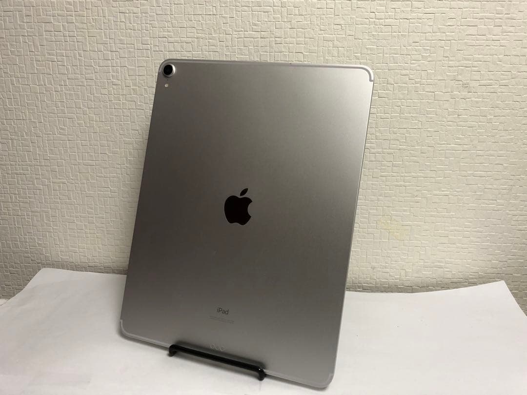 iPad Pro 12.9インチ (第3世代) 256GB SIMフリー N50