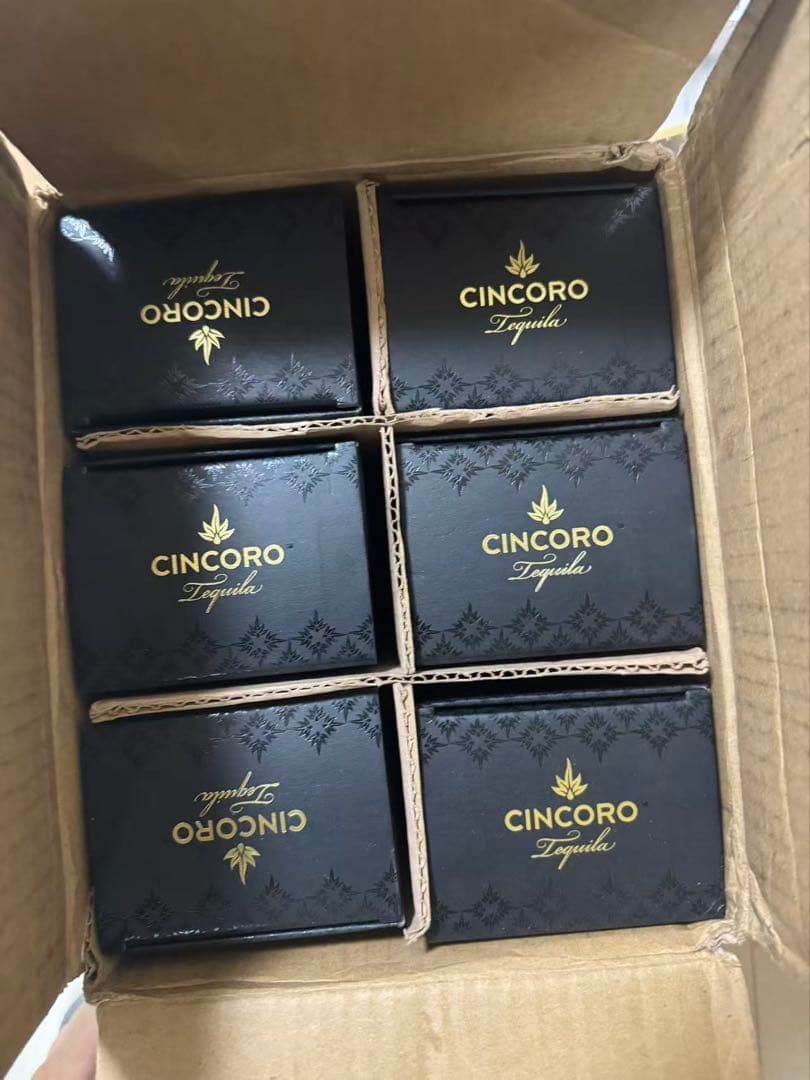 Cincoro Tequila Añejo（シンコロ テキーラ アニェホ）1本