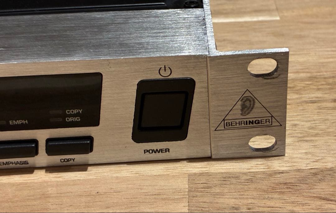 配信機器・PA機器・レコーディング機器 BEHRINGER SRC2496 Ultramatch Pro