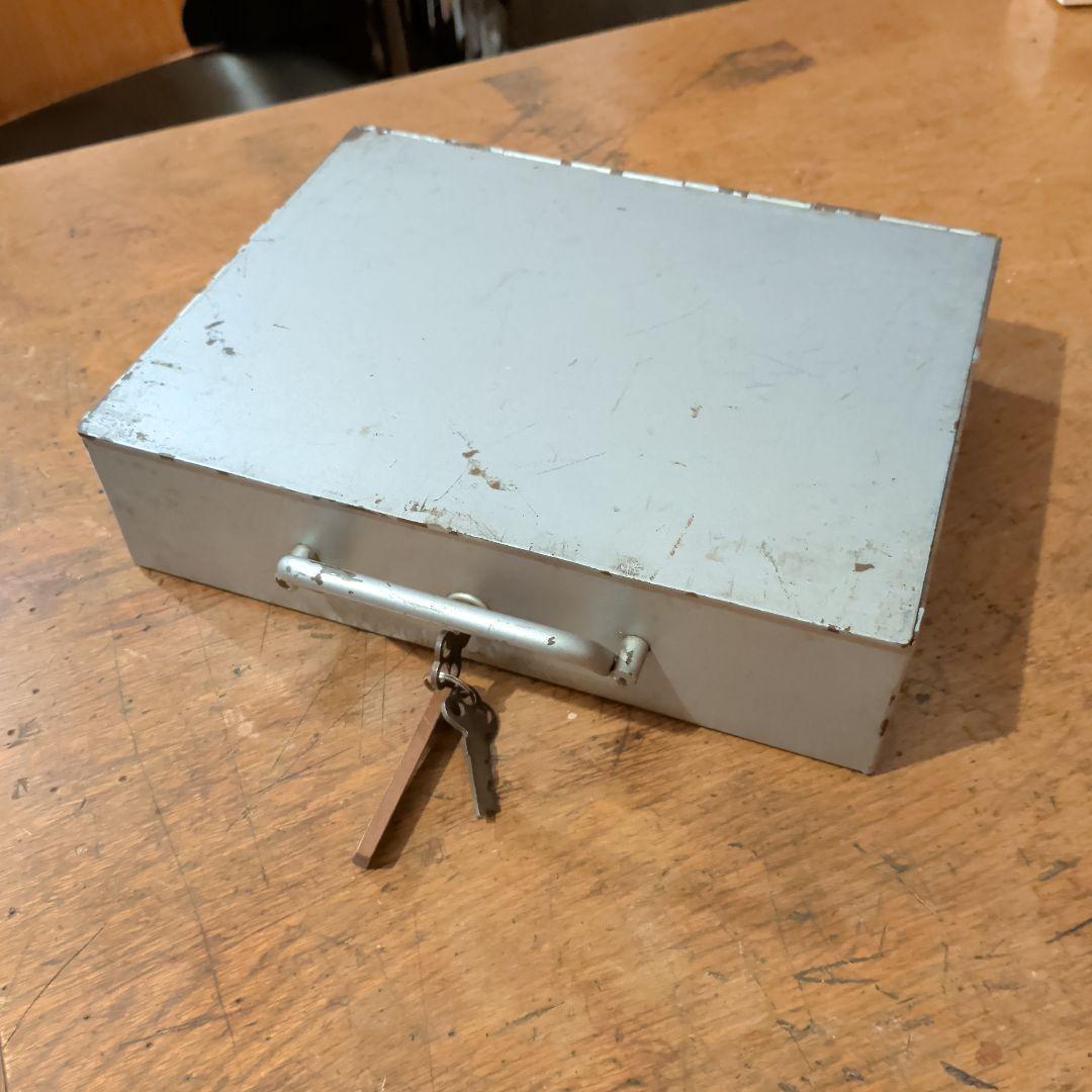 ヴィンテージ　フランスアンティーク　usedキャッシュボックス