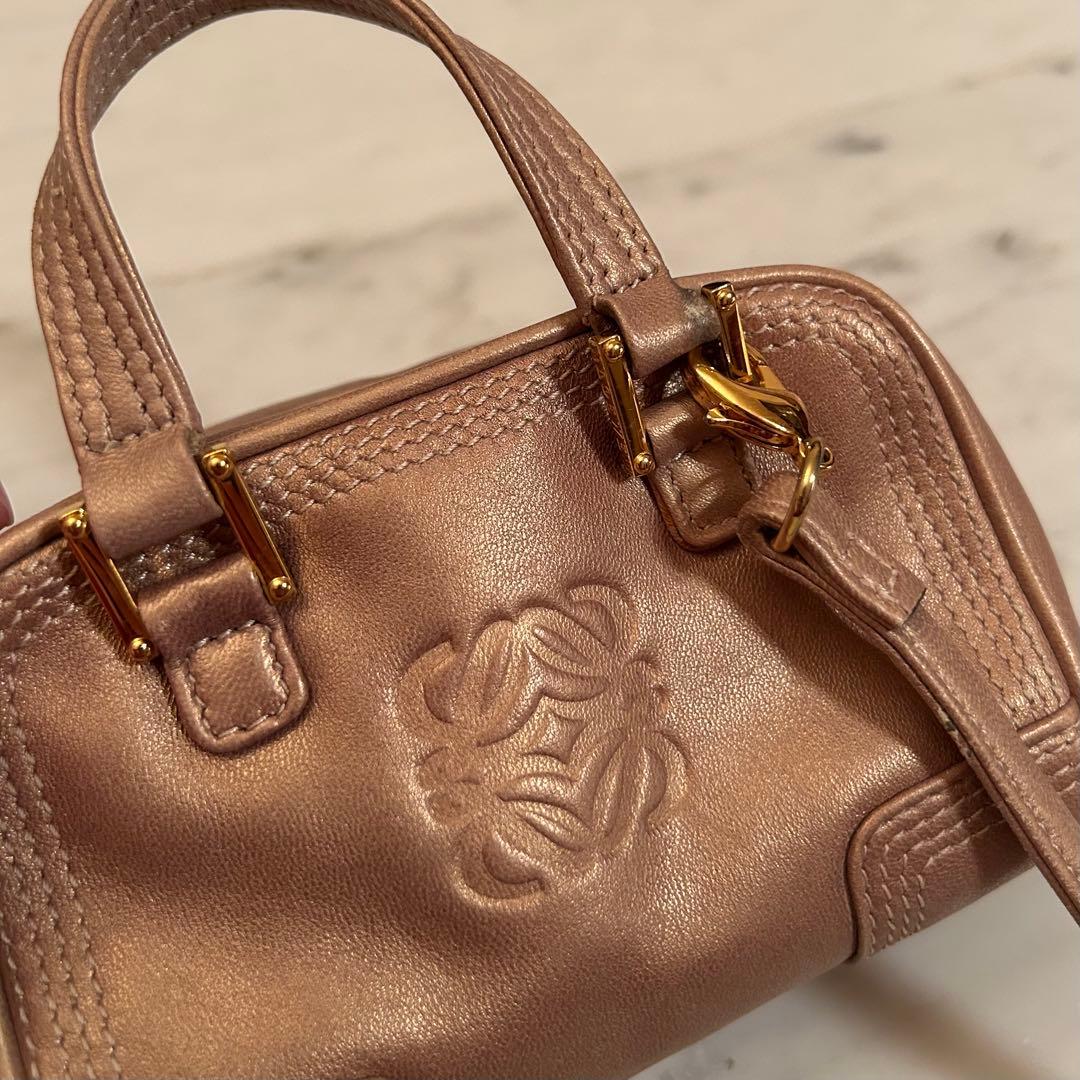ロエベ　LOEWE 国内正規品　ミニポシェット　ゴールド　used