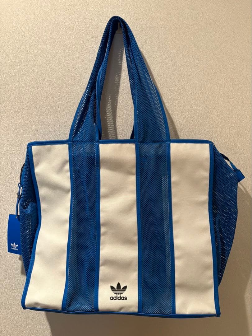 adidas originalsクセニアシュナイダーSHOPPER.トートバッグ