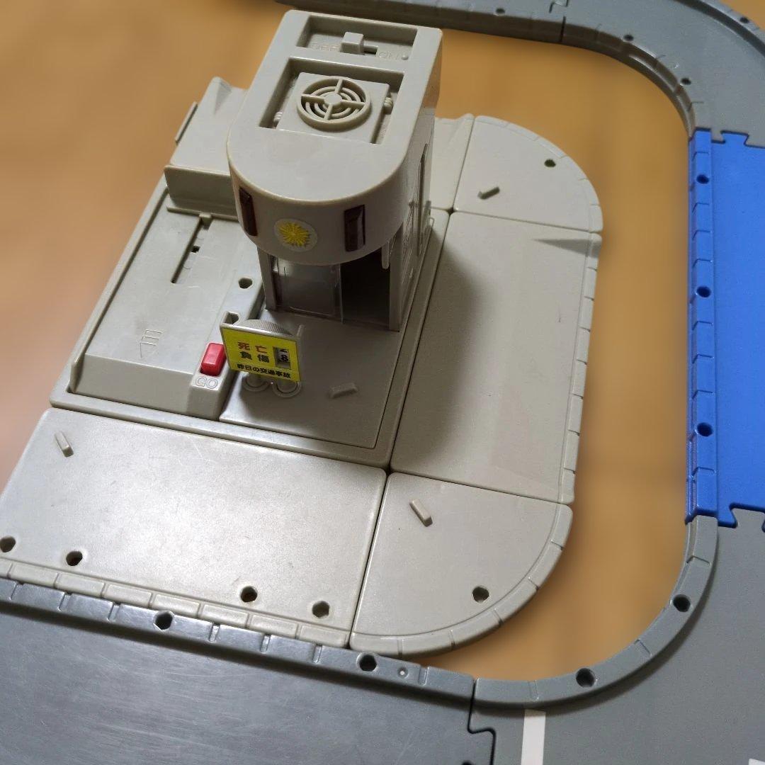トミカ 道路コース やまみちドライブ　トミカビルディング