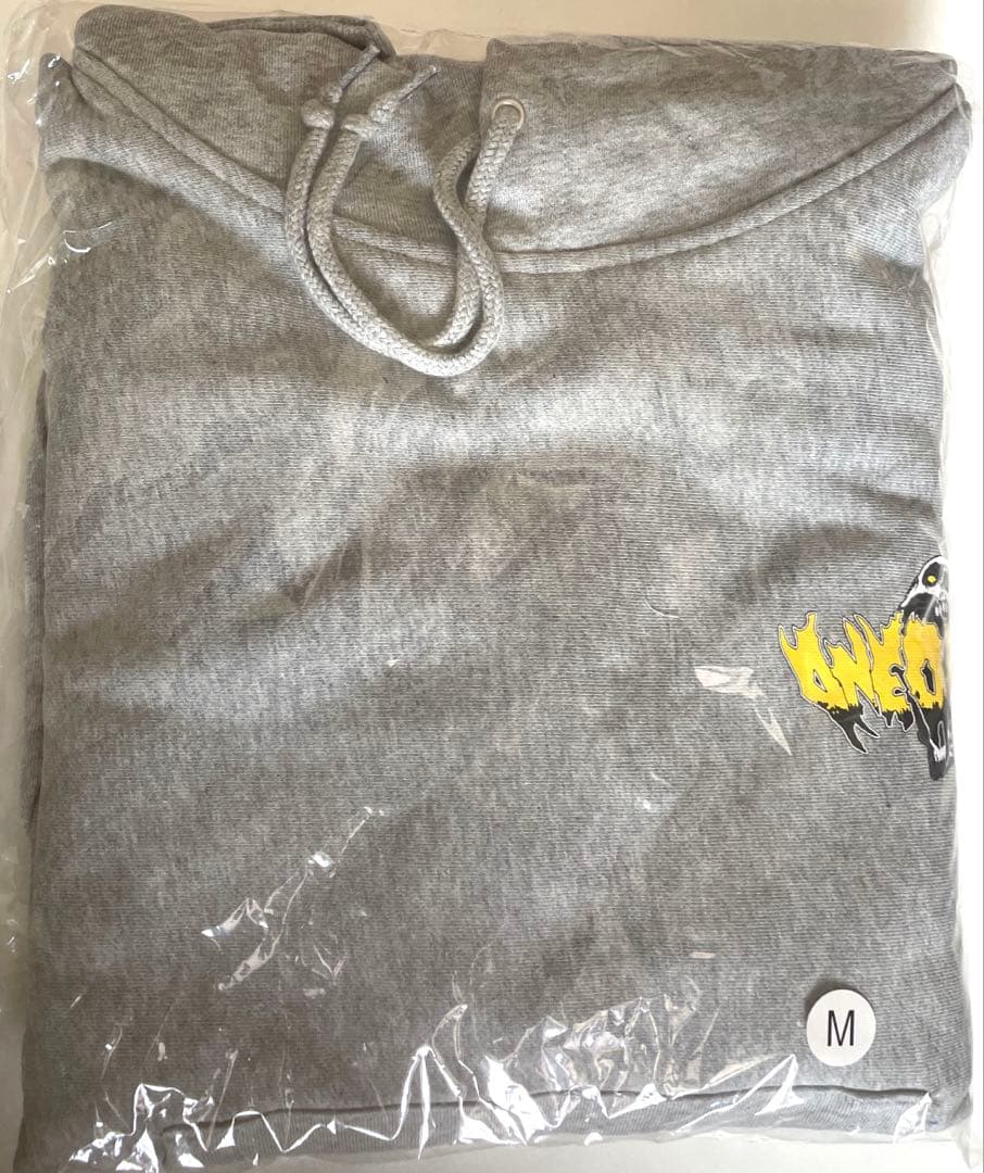 【新品未開封】2024WORLDツアー　プルオーバーパーカー　ワンオク Mサイズ