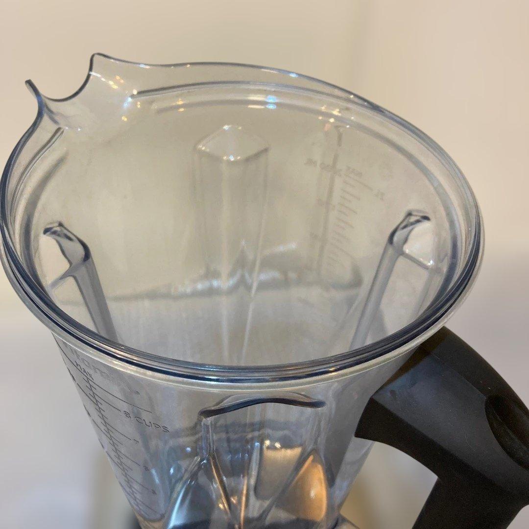 ★ジャンク品★蓋なし Vitamix バイタミックス ブレンダー VM0111