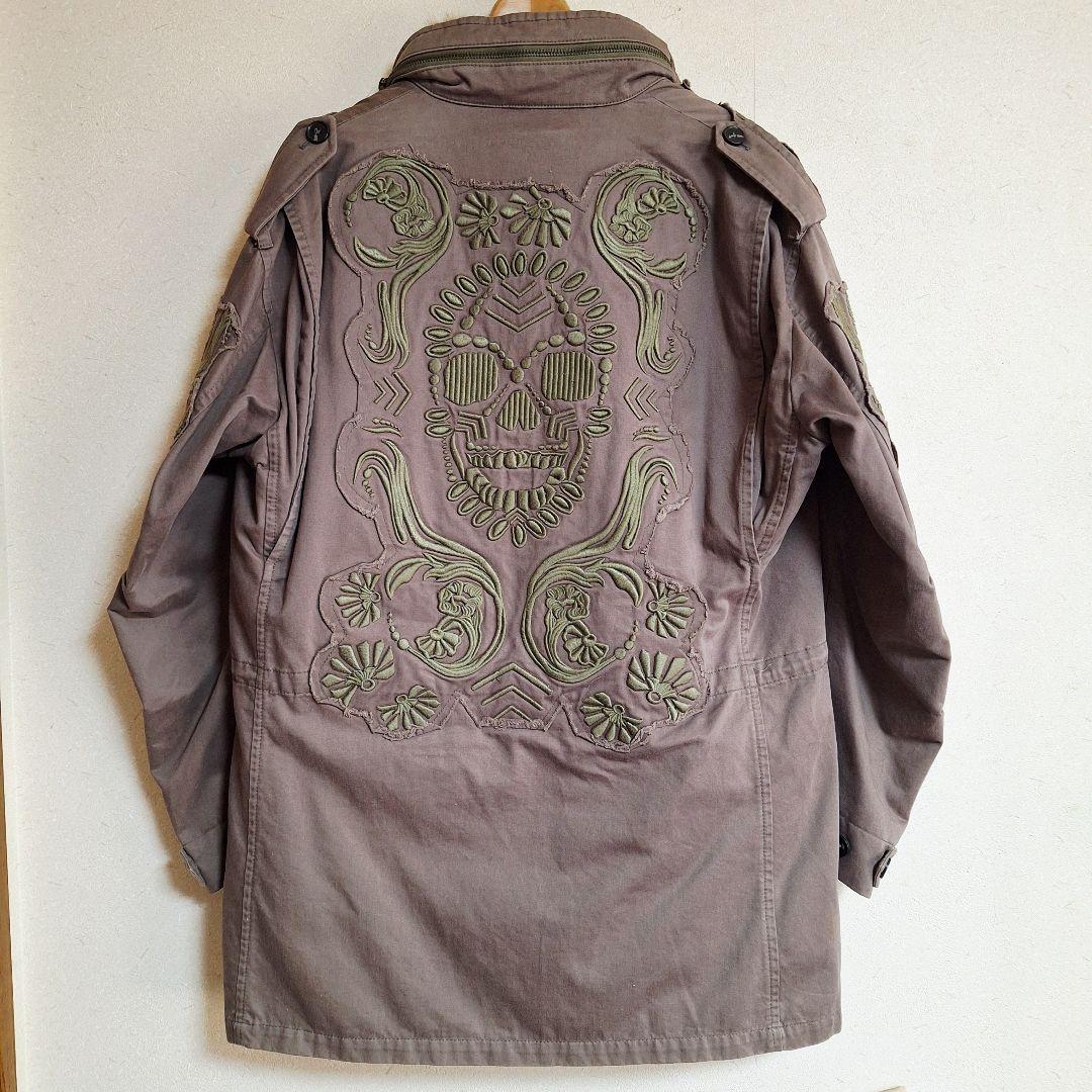 フィリッププレイン 裏地マルチカラ ーラビットファー付 スカル刺繍 ハーフコート