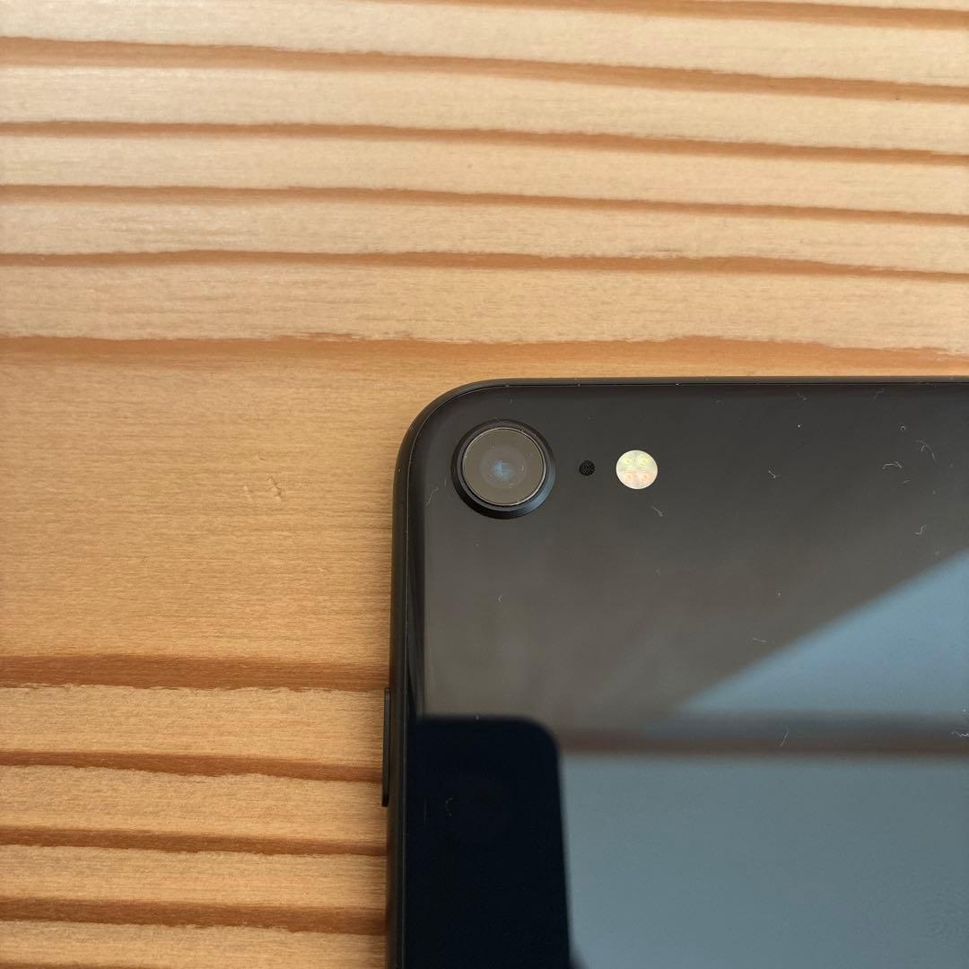 【美品】純正バッテリー iPhone SE3 ブラック128 GB 本体