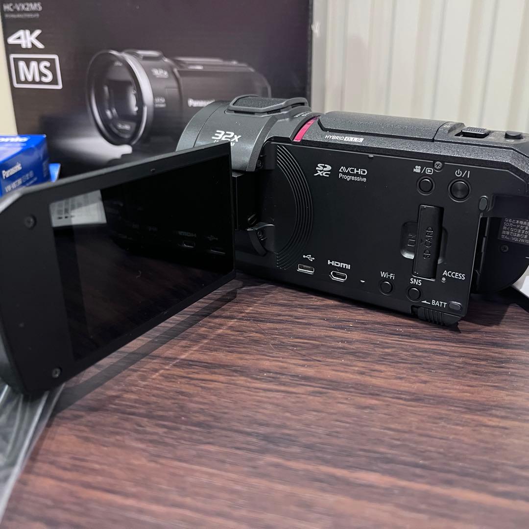ウッシー　Panasonic 4K デジタルビデオカメラ HC-VX2MS