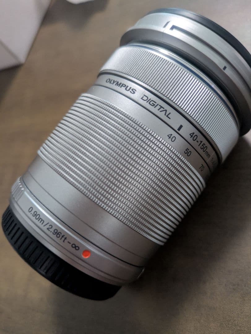 【未使用美品OLYMPUS レンズ 40-150mm Rおそらくフラッシュ？付き