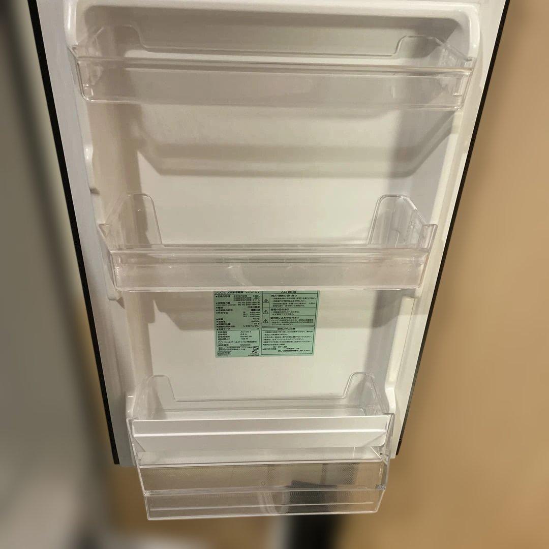 送料込　2023年製　REFAGE 冷凍冷蔵庫 YRZ-F15LK ブラック