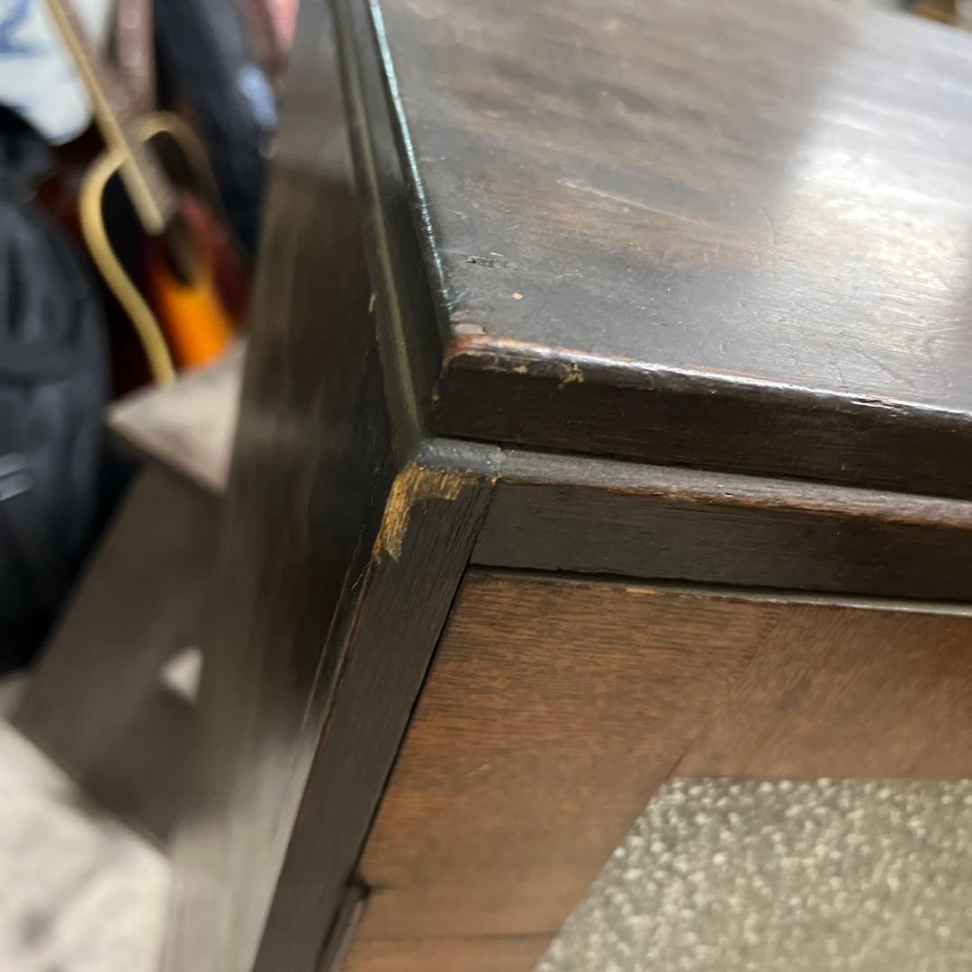 アンテーク様 木製キャビネット ガラス扉付き 引き出し2つ