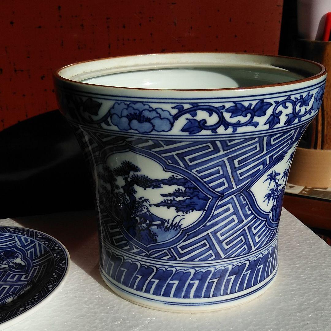 京焼染付水指　祥瑞写