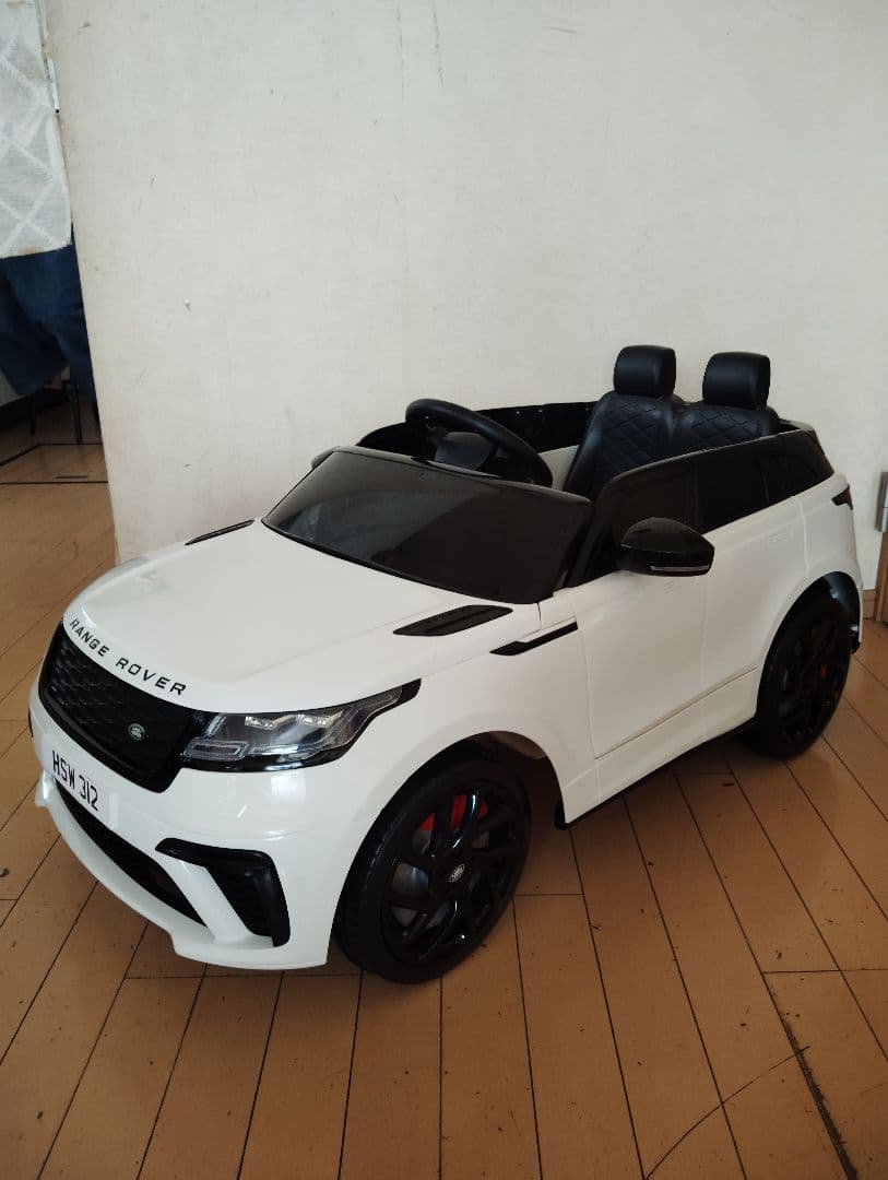 乗用玩具　RANGE ROVER レンジローバー　乗れるラジコン