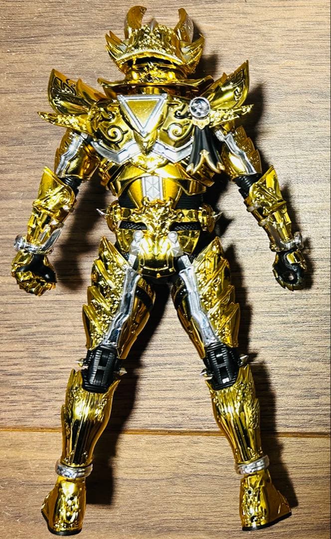 S.H.Figuarts (真骨彫製法) 黄金騎士牙狼　 (冴島鋼牙)