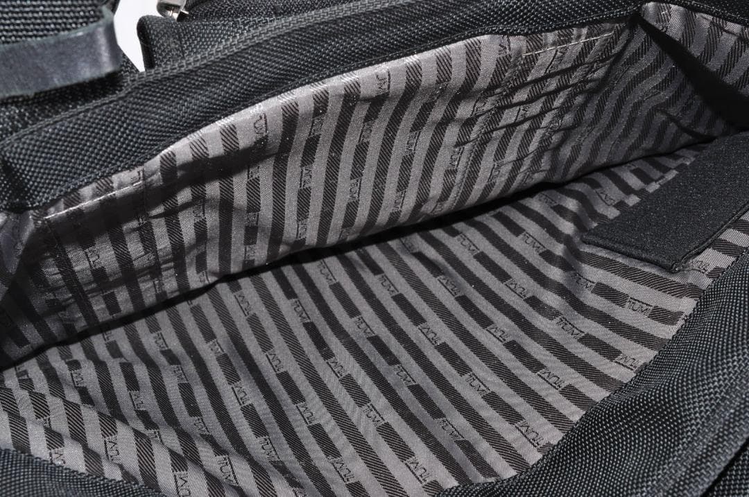 TUMI エキスパンダブル ブラック キャリーバッグ 26003D4 メンズ