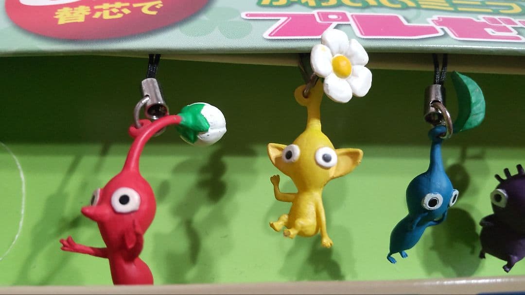 ピクミンミニフィギュア８種　三菱uni替芯　展示ディスプレイ非売品