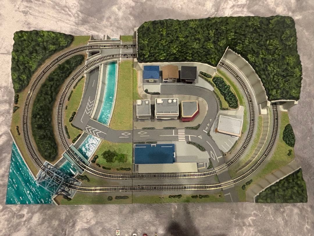 東京マルイPROZ完成ジオラマコース基本セットZゲージ精密鉄道模型