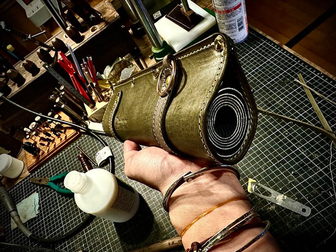 Pvt.Workshop 極　CL 本革　ハーフプレマケース