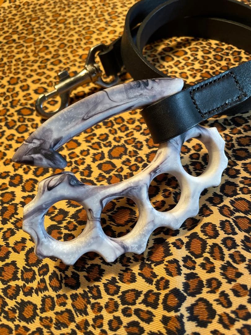 白黒　ナックル　ドッグ　リード　本革