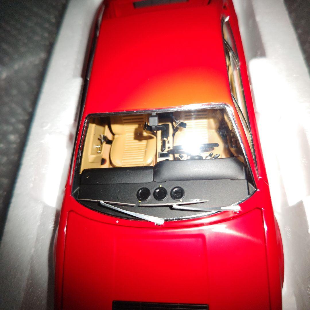 1/18　ホットウィール　エリート　フェラーリ　308　GT4　ディーノ