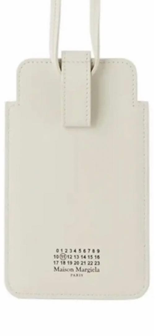 メゾンマルジェラフォンケース