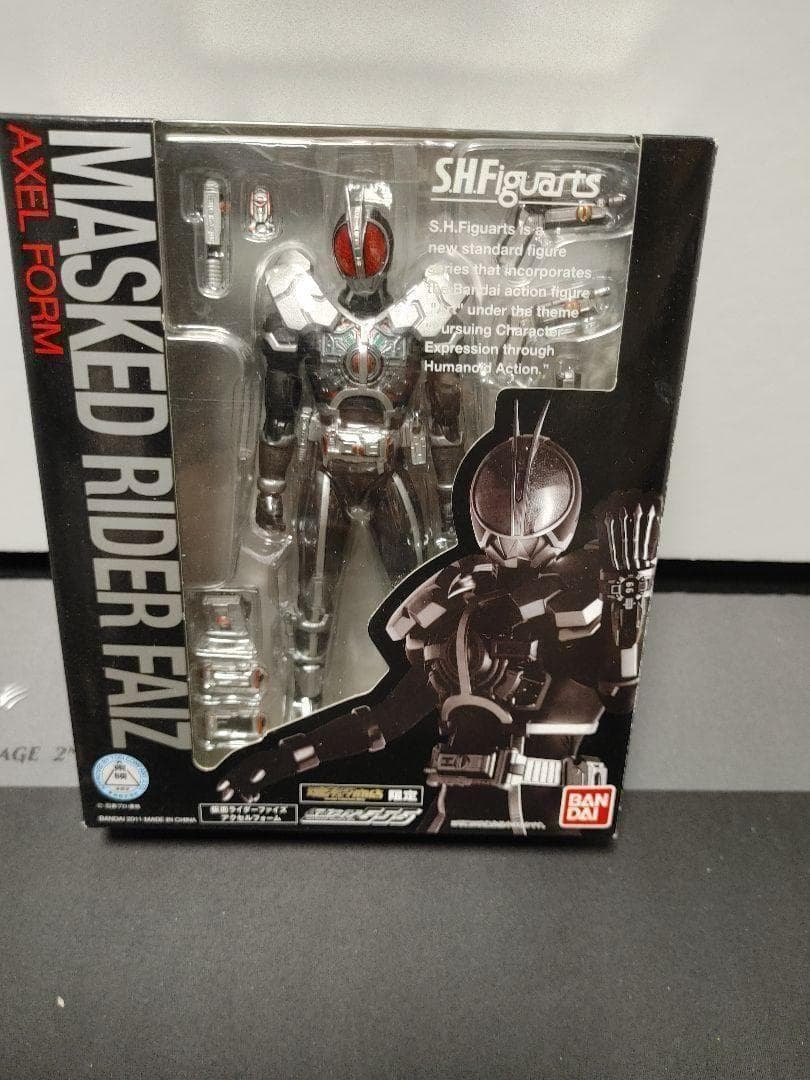 S.H.Figuarts 仮面ライダーファイズ　アクセルフォーム