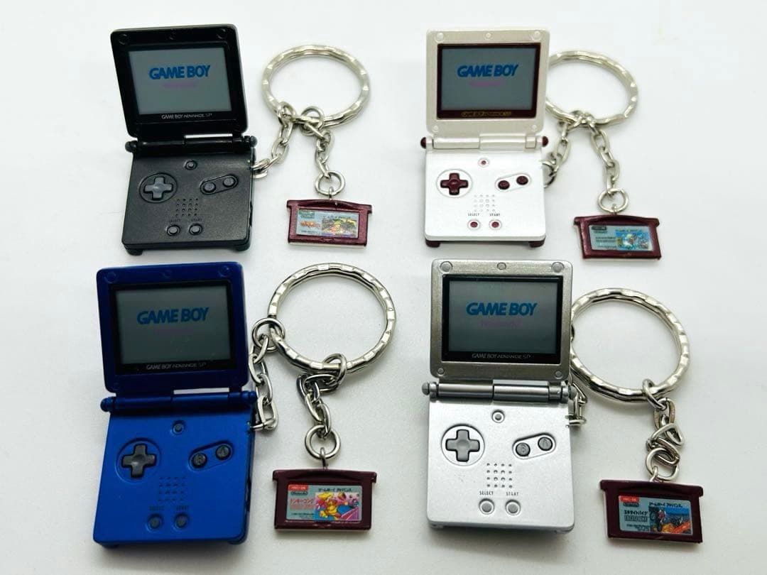 ゲームボーイアドバンスSP 4個セット キーホルダー カセットイン タイプ