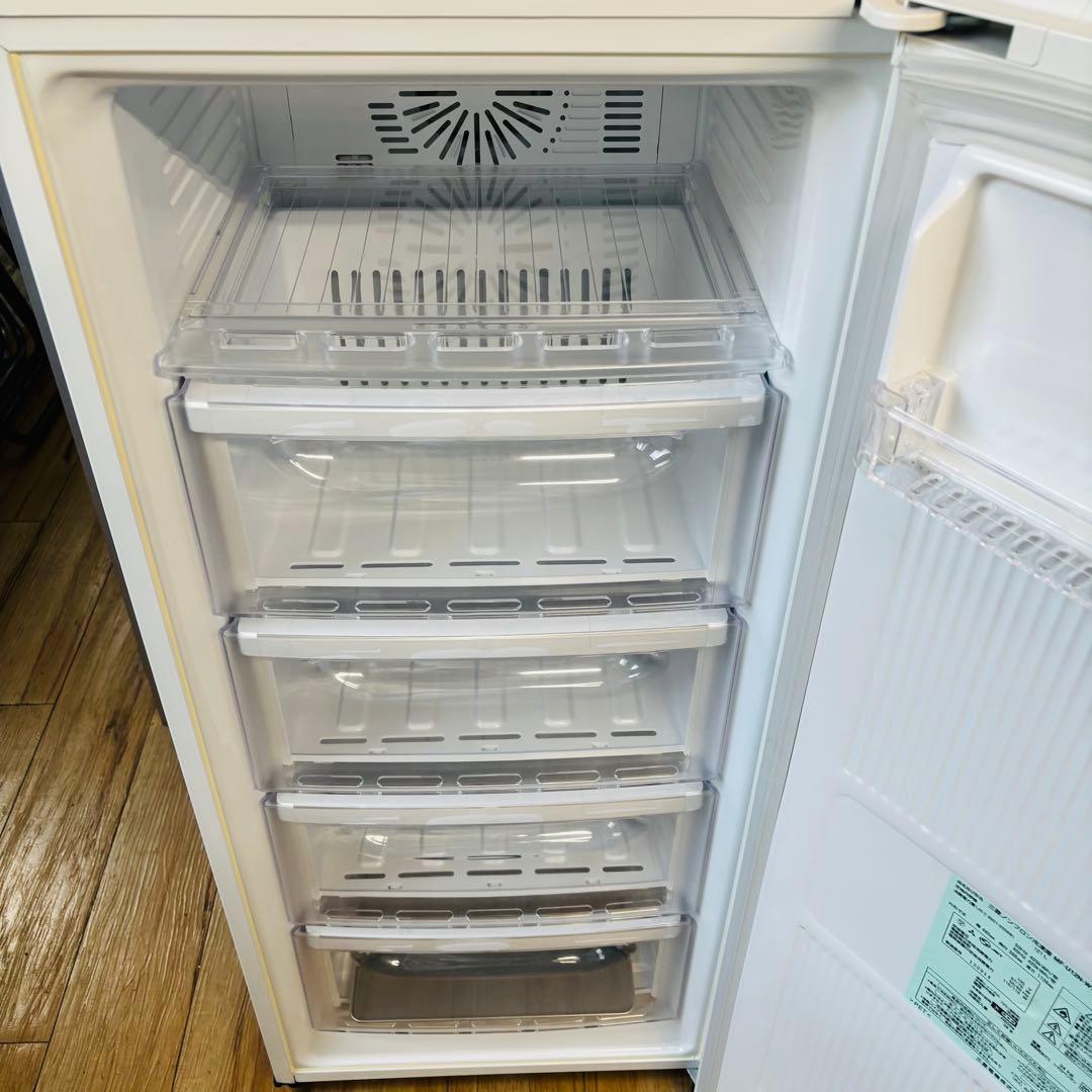 三菱 121L 冷凍庫 MF-U12N-W1 2011年製
