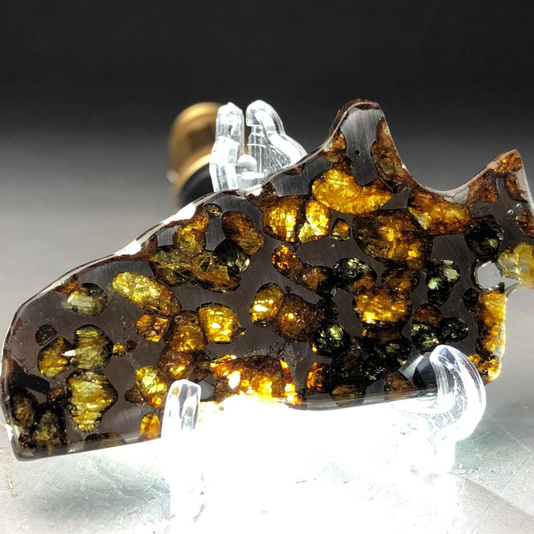 ひ*ち様 パラサイト隕石 隕石　石鉄隕石　セリコ隕石 美品　重さ約17ｇ　共箱