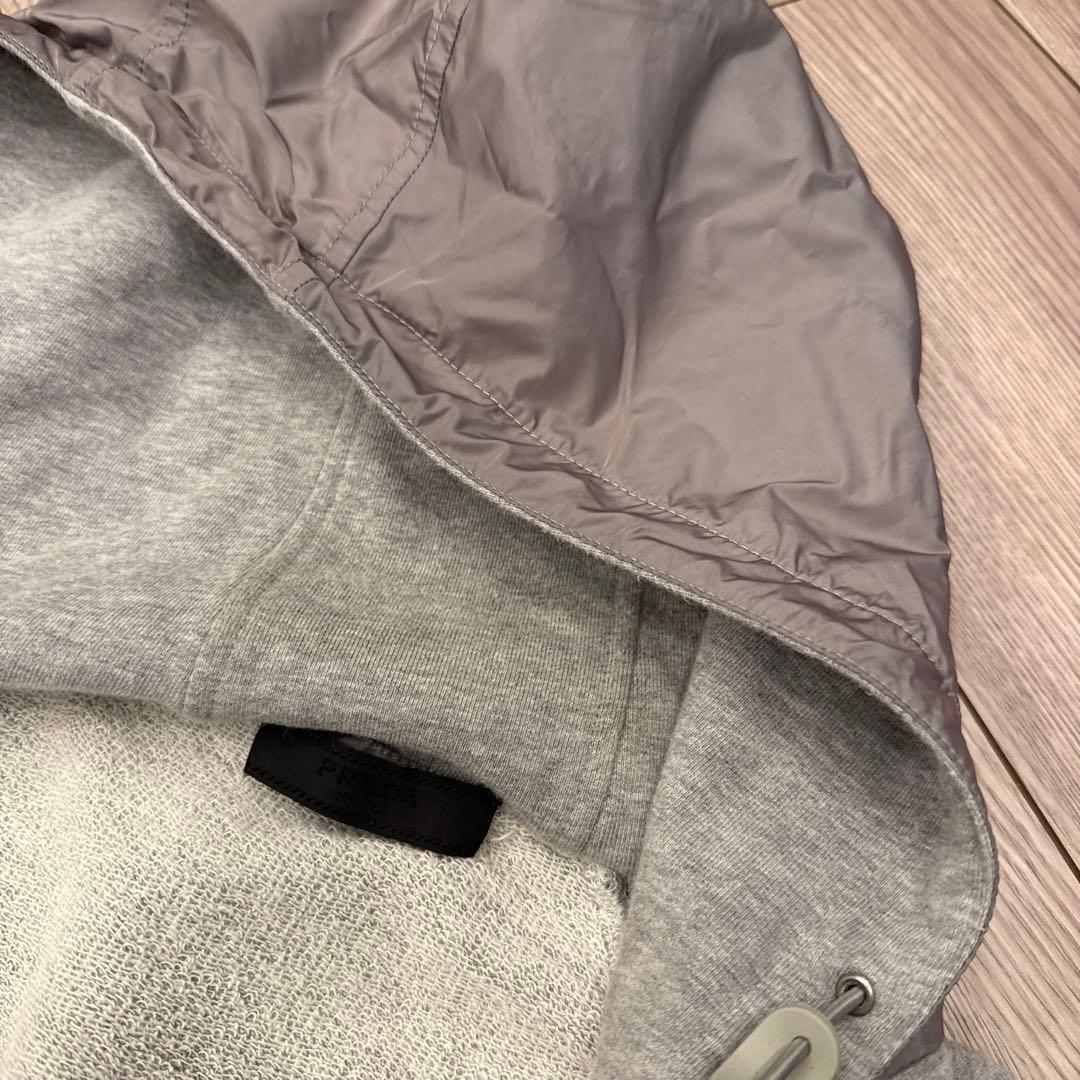 PRADASPORTSグレー フルジップパーカー　プラダスポーツ