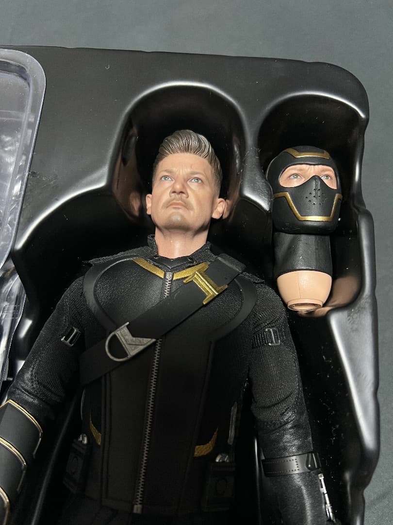 HotToys エンドゲーム ホークアイ/ローニン ホットトイズ