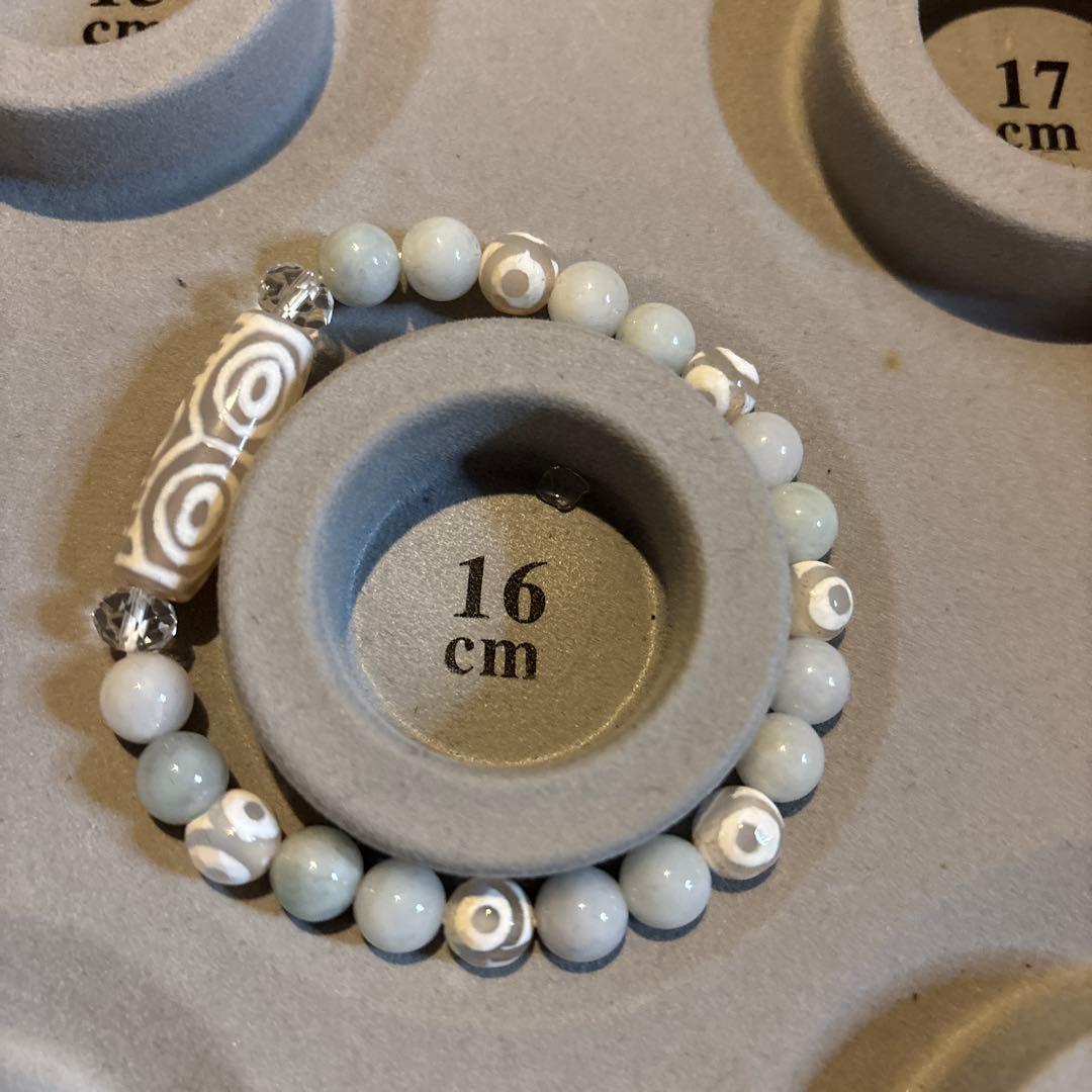 これは！すっごい綺麗！老玉髄白龍眼天珠と三眼天珠と翡翠！すっごいパワー！