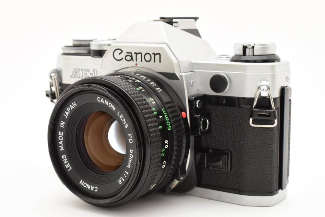 ■ 美品 ■ キャノン　Canon AE-1 + NEW FD 50mm 1.8