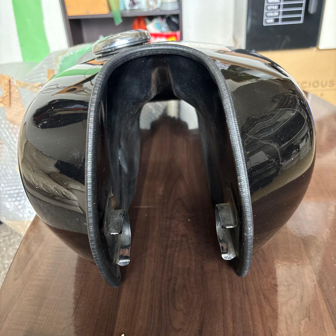 もちさん専用Yamaha SR400黒