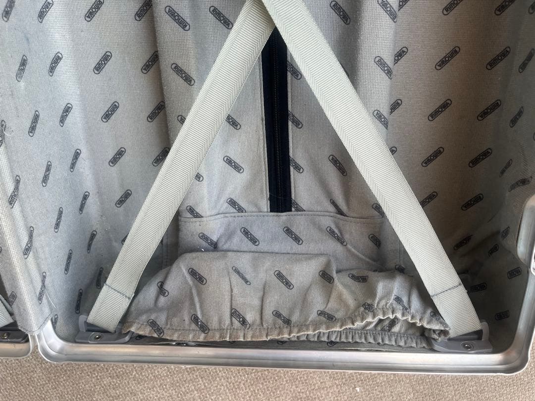 【廃番】リモワ　オパール　キャビントローリー　94752 スーツケース